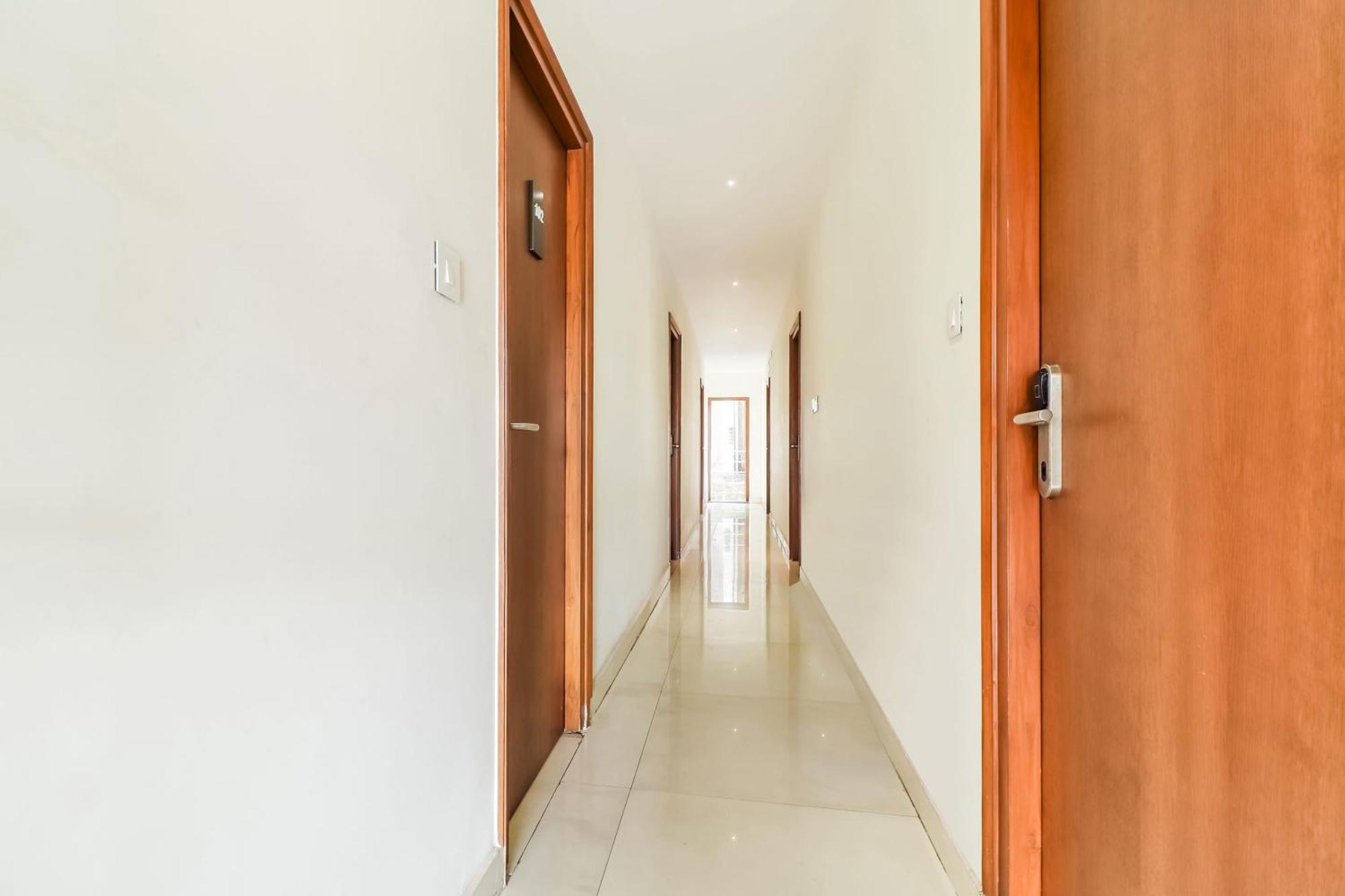 Super Townhouse Rcc Lamps Hotel Visákhapatnam Kültér fotó